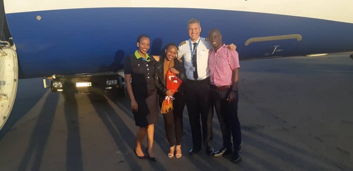 Daniel yasabye umukunzi we Javellah ko amubera umugore ubwo bari mu rugendo ruva i Nairobi rugana i Kigali