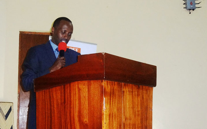 Guverineri Munyantwali avuga ko batangiye guteza imbere ibijyanye n'inganda ndetse n'ibyoherezwa hanze.