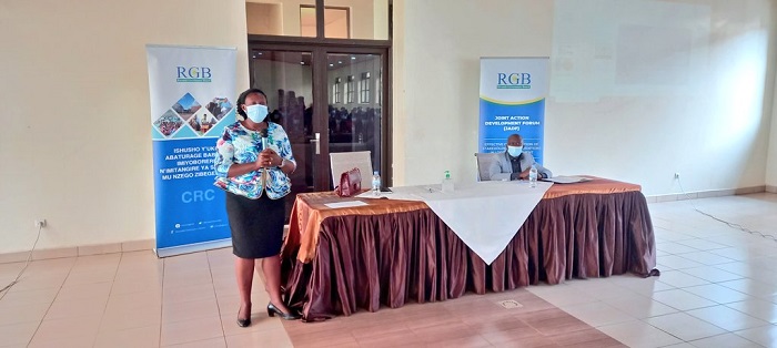 Guverineri Kayitesi yavuze ko ibyavuye mu bushakashatsi nta nenge bifite ahubwo asaba abayobozi bagaragaje intege nke gushyiramo imbaraga