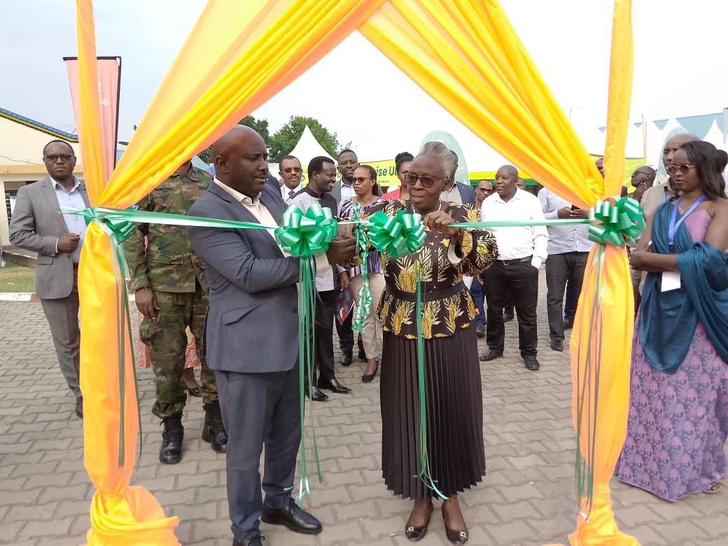 Guverneri Mugabowagahunde yasabye abamurika ibyabo kugaragaza isura nziza y'Intara y'Amajyaruguru