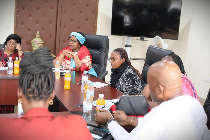 Batunguwe na gahunda za Leta umugore agiramo uruhare kandi akesa imihigo 