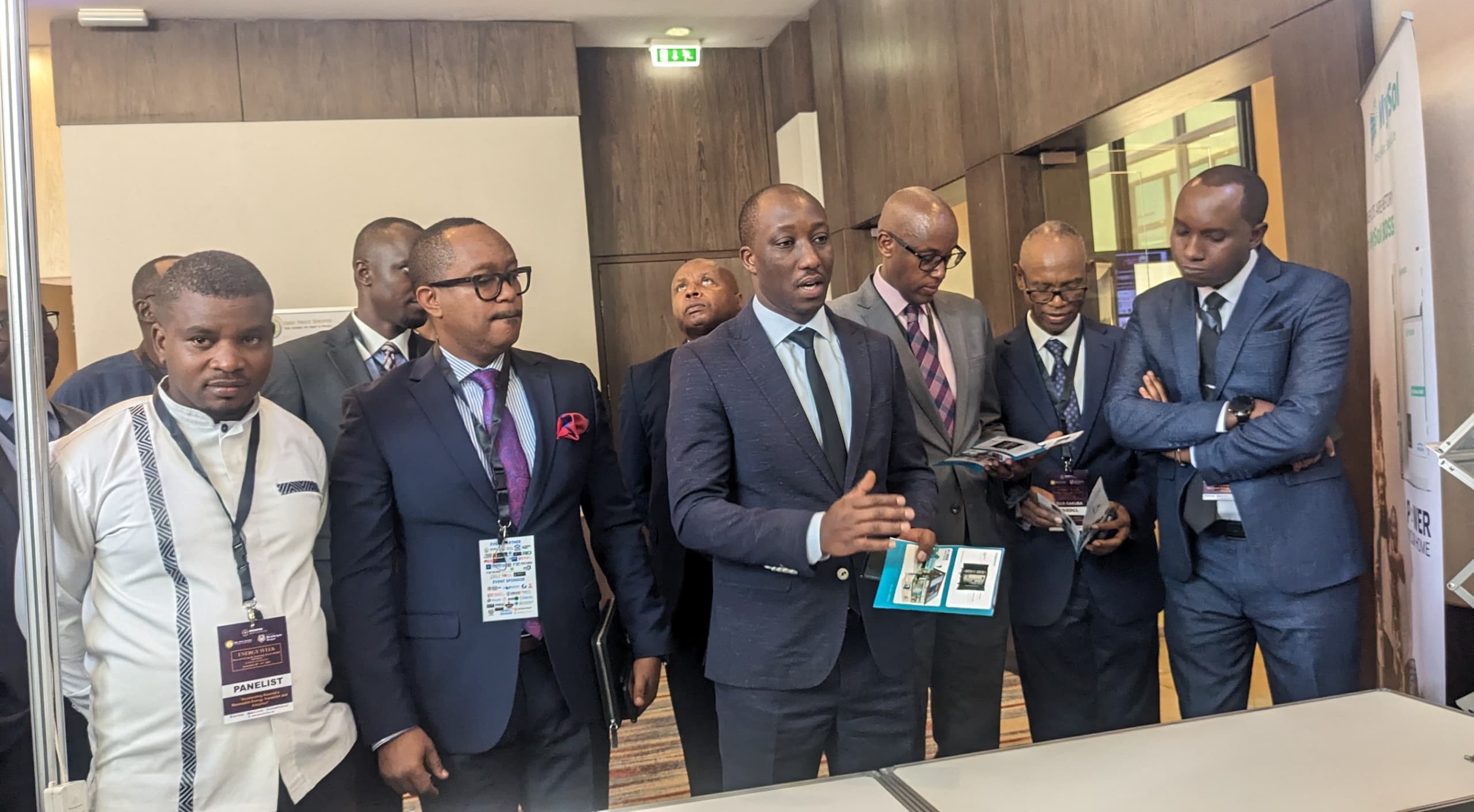 U Rwanda rurashaka gushyira imbaraga mu gufasha Abanyarwanda kubona ibicanwa bidahumanya ikirere