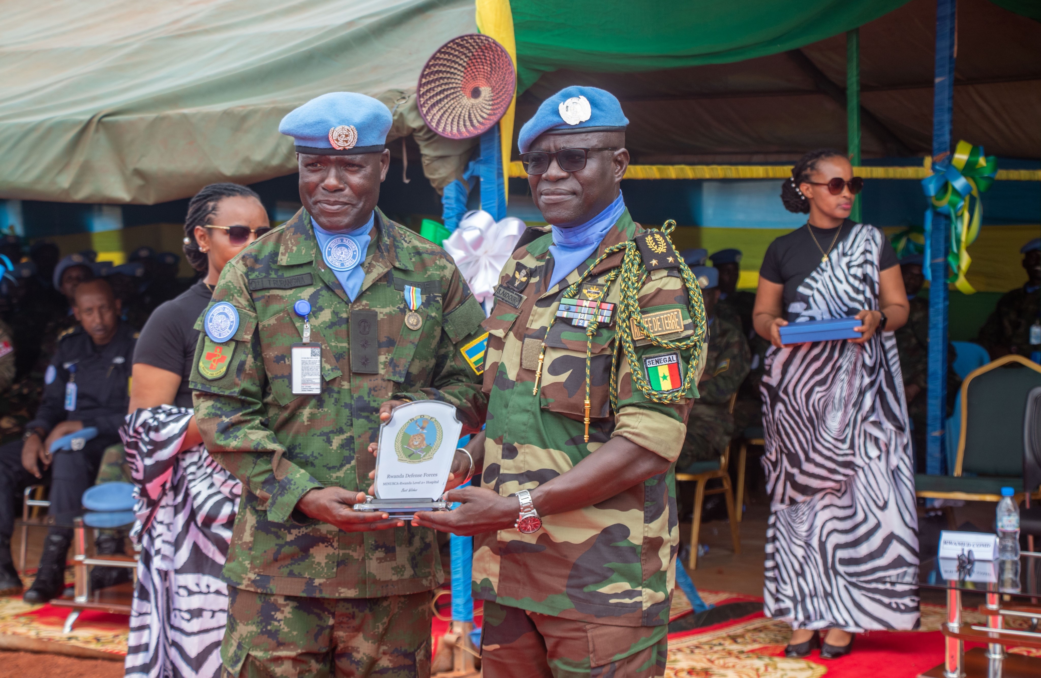 Ingabo z'u Rwanda zashimiwe uruhare mu kugarura amahoro no kwita ku buzima bw'abaturage