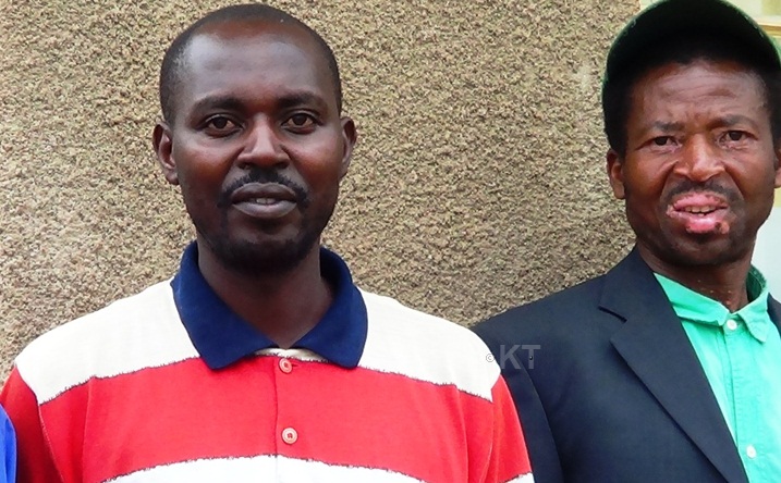 Habumugisha (iburyo) avuga ko bazakora ibishoboka bakavuganira abafite ubumuga.