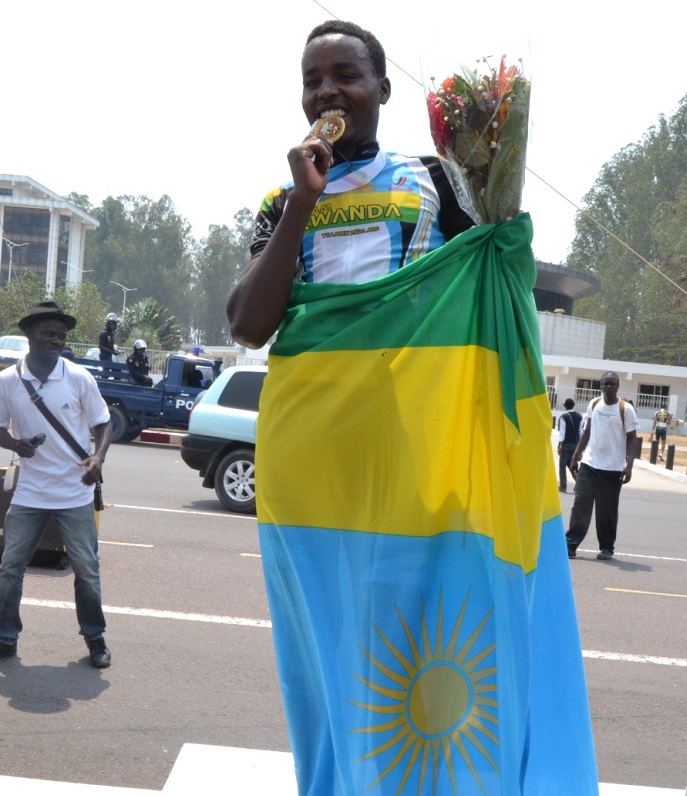 Hadi Janvier yatwaye umudari wa All Africa games yabereye muri Congro Brazaville 2015 byatumye amahirwe yo kwitabira Olympics 2016 yiyongera