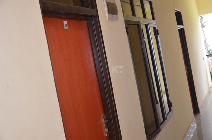 Hafi y'ibiro byose nta birango by'abayakoramo wabona.