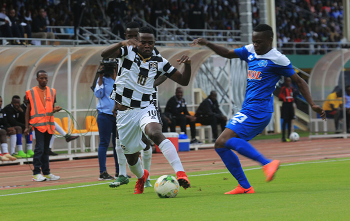 Hakizimana Muhadjili ashobora kwerekeza muri Rayon Sports yahoze azonga