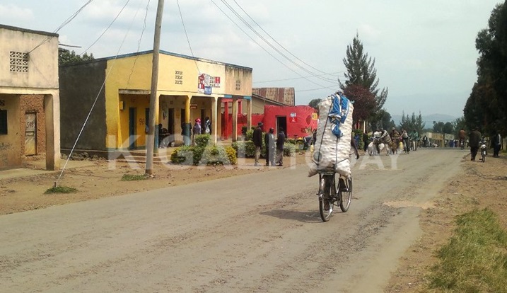 Hamanuka amagare yihuta kandi yikoreye imizigo iremereye.