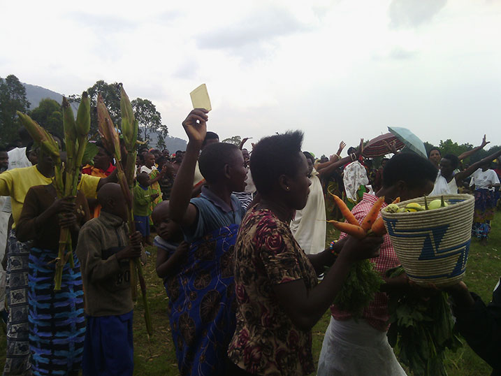 Hamuritswe n'ibikorwa by'ubuhinzi.