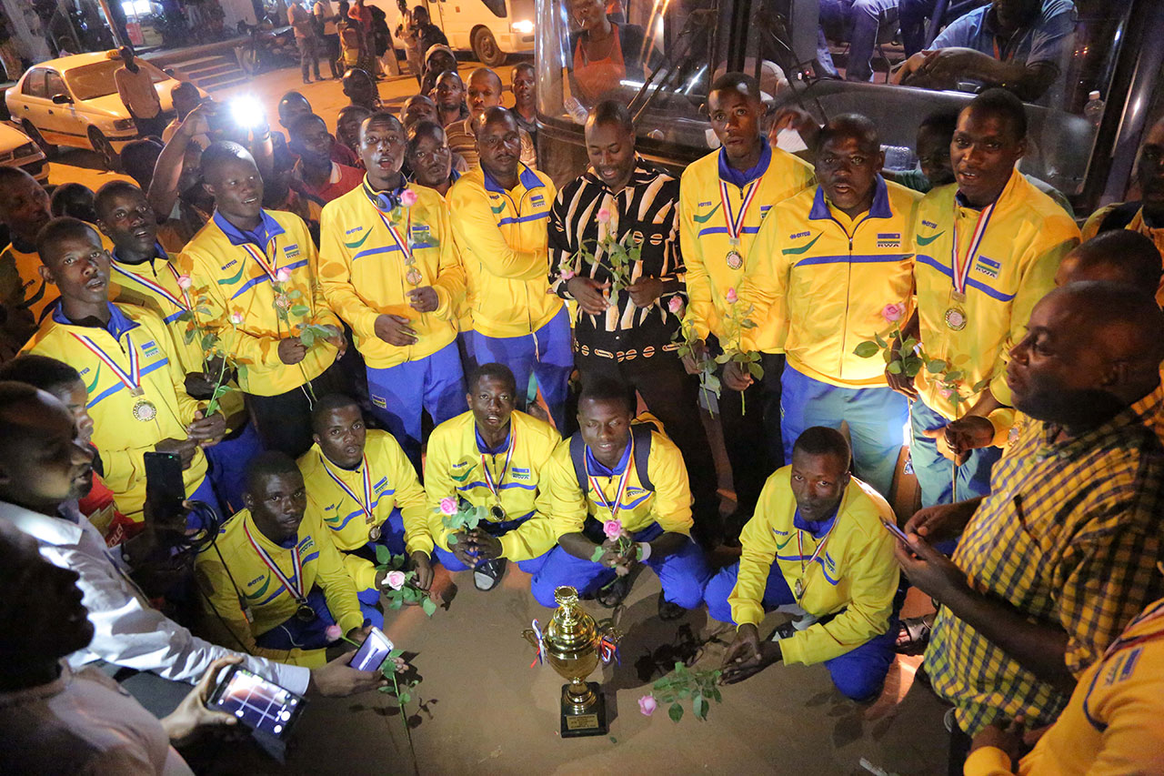 Ikipe y'igihugu ya Handball yakirwa Nyabugogo