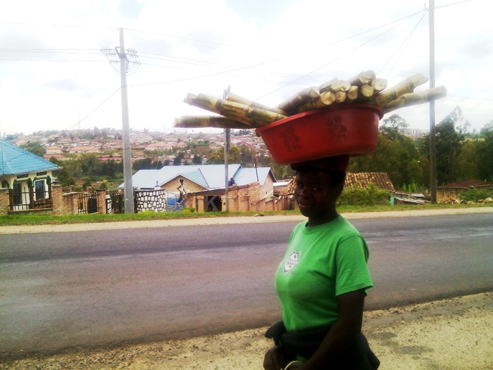 Hari abagicururiza ku mutwe bakavuga ko baba bavuye kurangura.