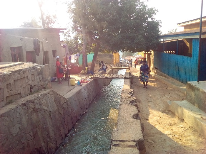 Hari ingo zegereye cyane ruhurura