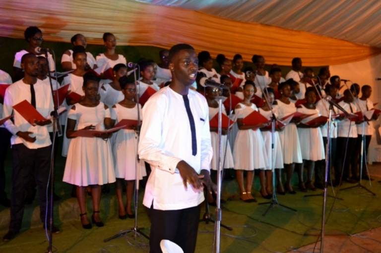 Korari Ijuru yasusurukije Abanyehuye