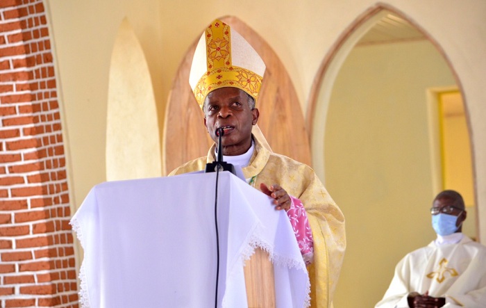 Musenyeri Harolimana Vincent yashimiye abagize uruhare mu kubaka iyo ngoro