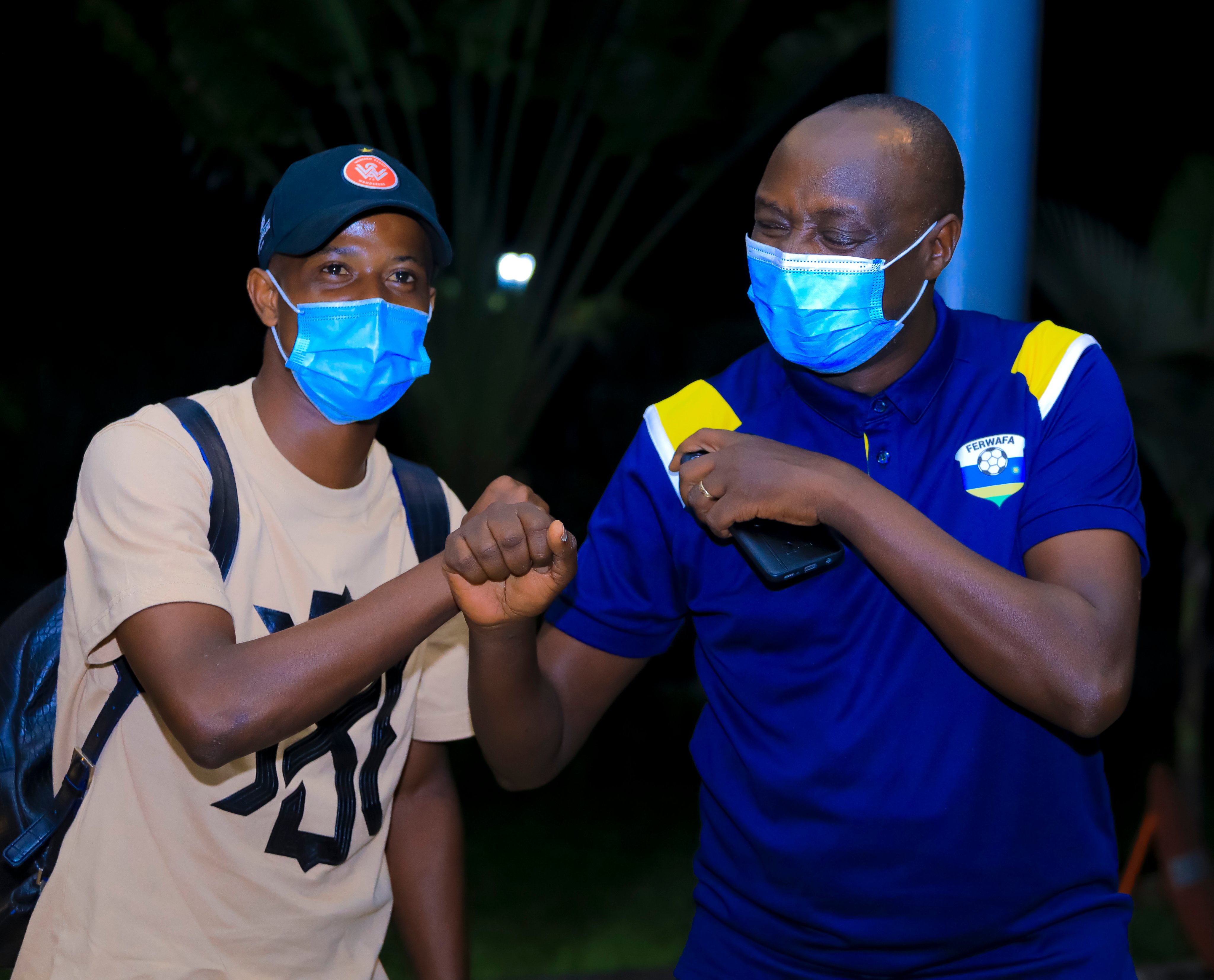 Haruna Niyonzima agera mu Rwanda