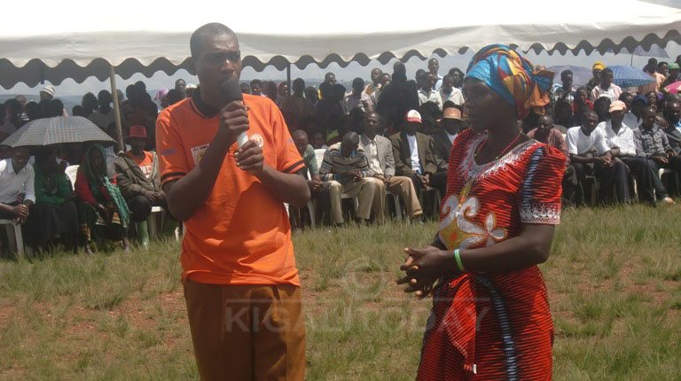 Havugimana n'umugore we batanga ubuhamya ku bubi bw'ihohoterwa 