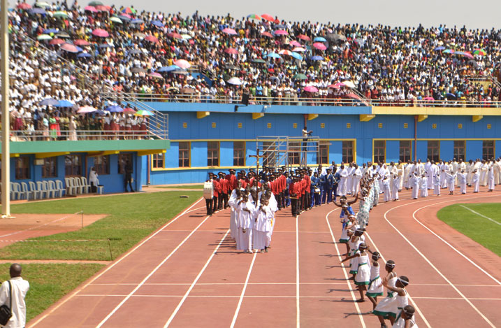 Ibi birori byari byitabiriwe n'abasaga ibihumbi makumyabiri