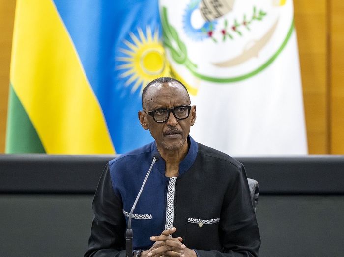 Perezida Kagame yakiriye indahiro z