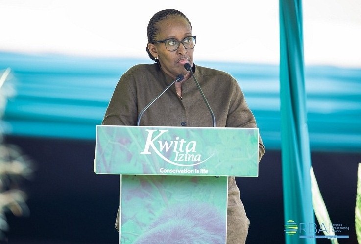 Madamu Jeannette Kagame yashimye uruhare rw'urubyiruko mu kubungabunga ibidukikije