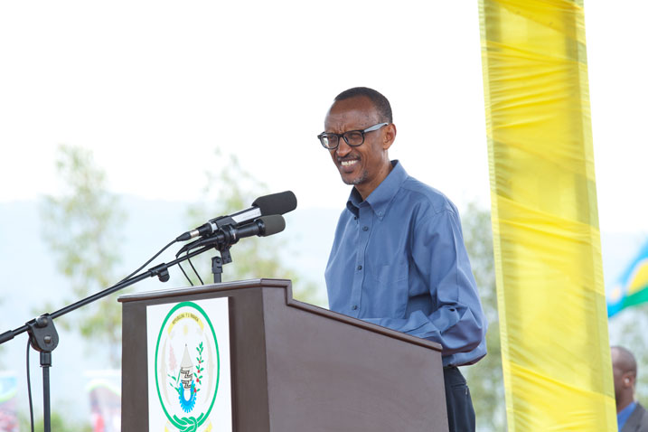 Perezida Kagame yasabye abanyarwanda kwishimira umutekano banafata ingamba zo kuwubungabunga.