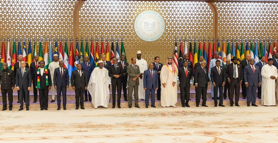 Perezida Kagame asanga abayobozi bakwiriye guhora barajwe inshinga n