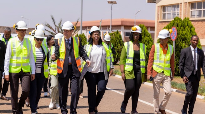  Perezida Rajoelina yasuye Kigali Special Economic Zone
