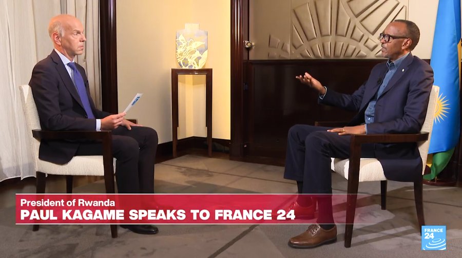 Perezida Kagame aganira n