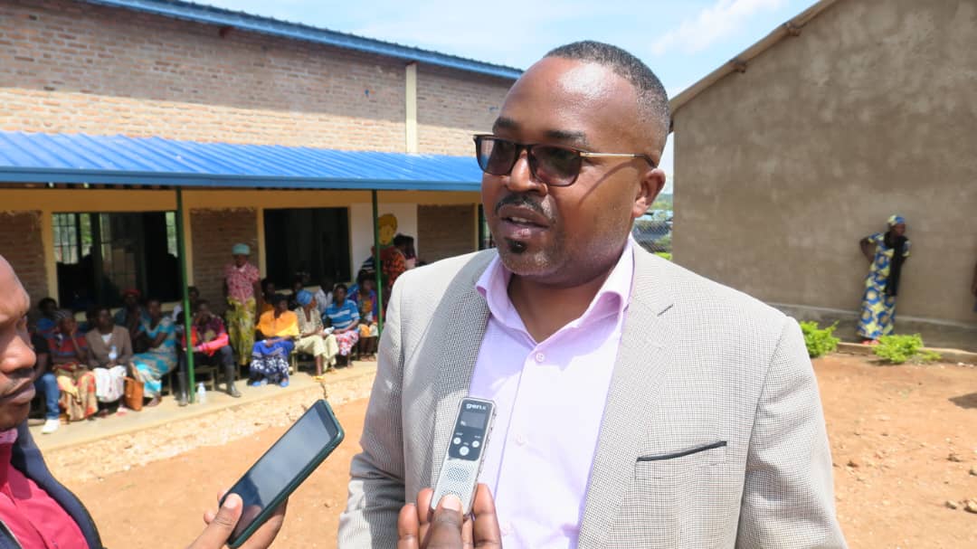 Umuyobozi Mukuru wa Help a Child mu Rwanda, Nshimiyimana Jean Claude