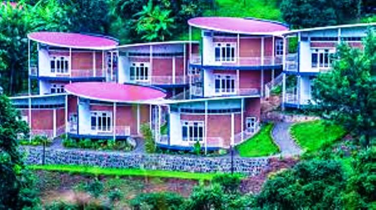 Hotel Ris Kivu Breeze Croix Rouge yo mu Rwanda yubatse i Karongi