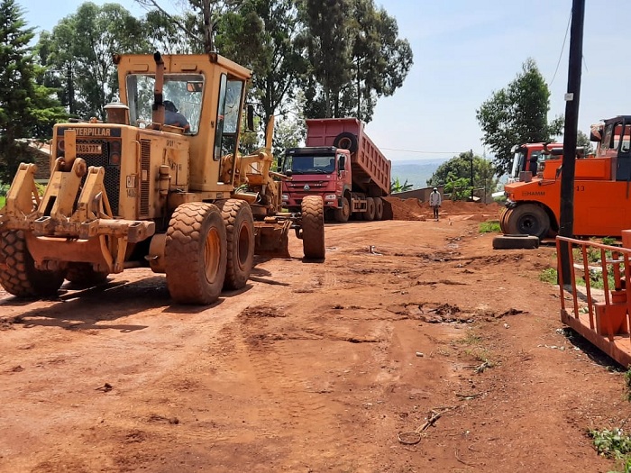 Imihanda ya kaburimbo yoroheje izafasha abaturage kugeza umusaruro wabo ku masoko