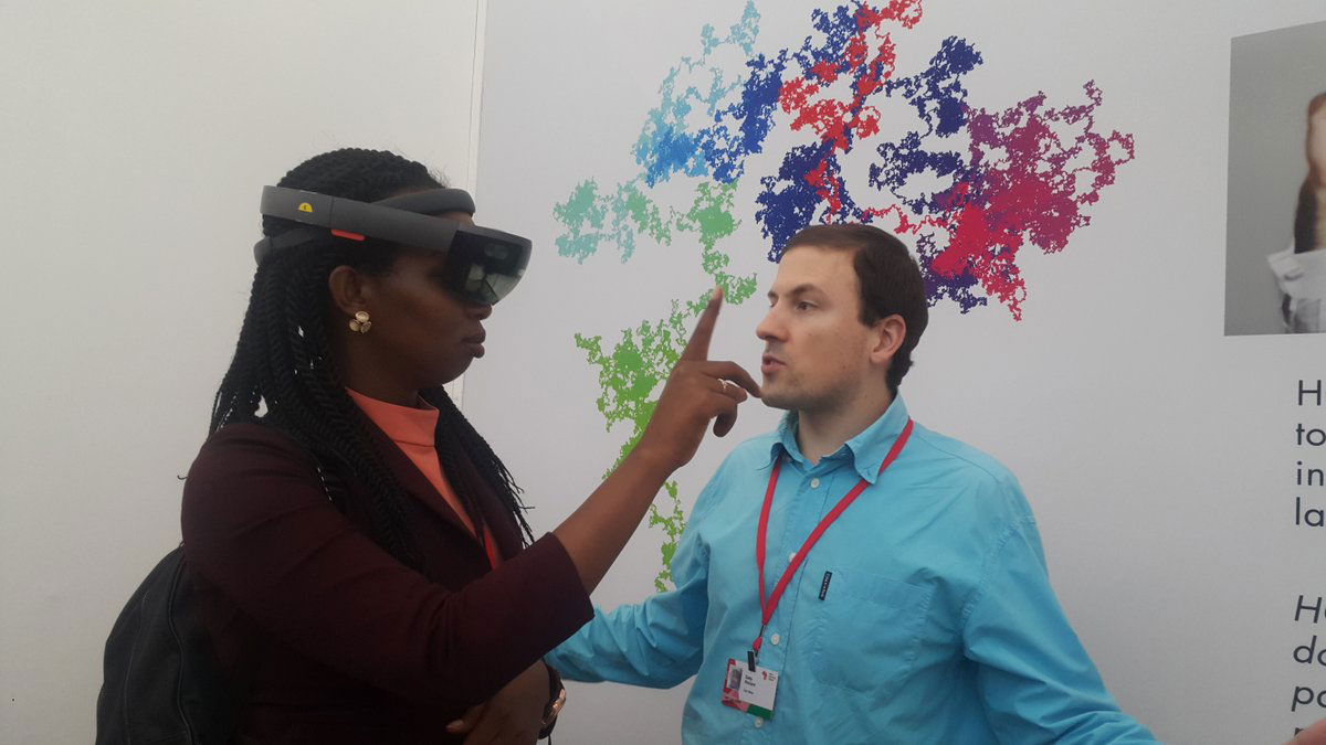 Sebastian Uribe Uri gusobanura ibijyanye n'iri koranabuhanga