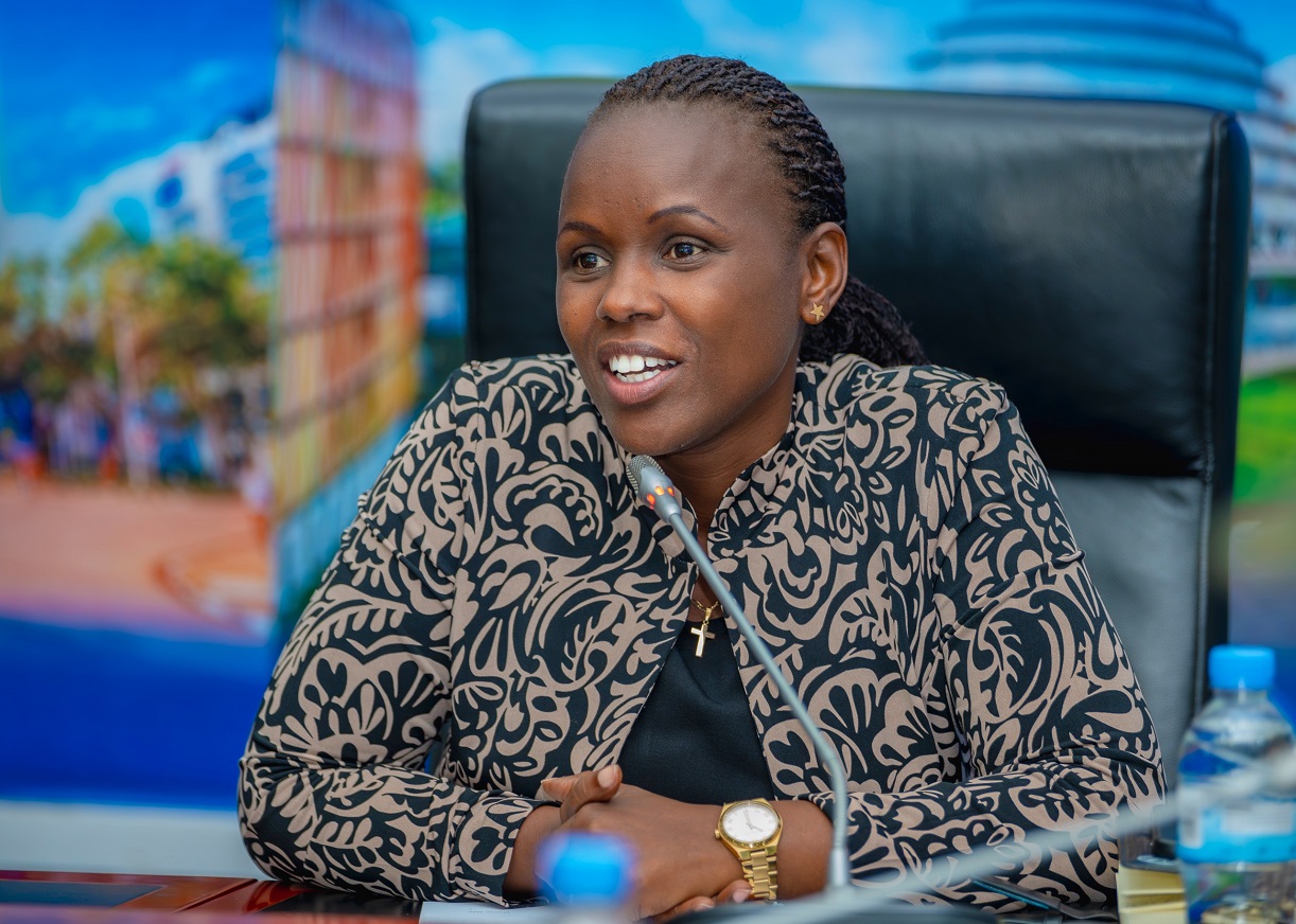 Visi Perezida w'Umutwe w'Abadepite, Uwineza Aline