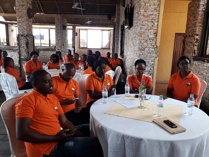 Abakozi ba Horizon Express bavuga ko bari bakeneye kumenya icyo bagomba umukoresha ndetse n'icyo umukoresha abagomba