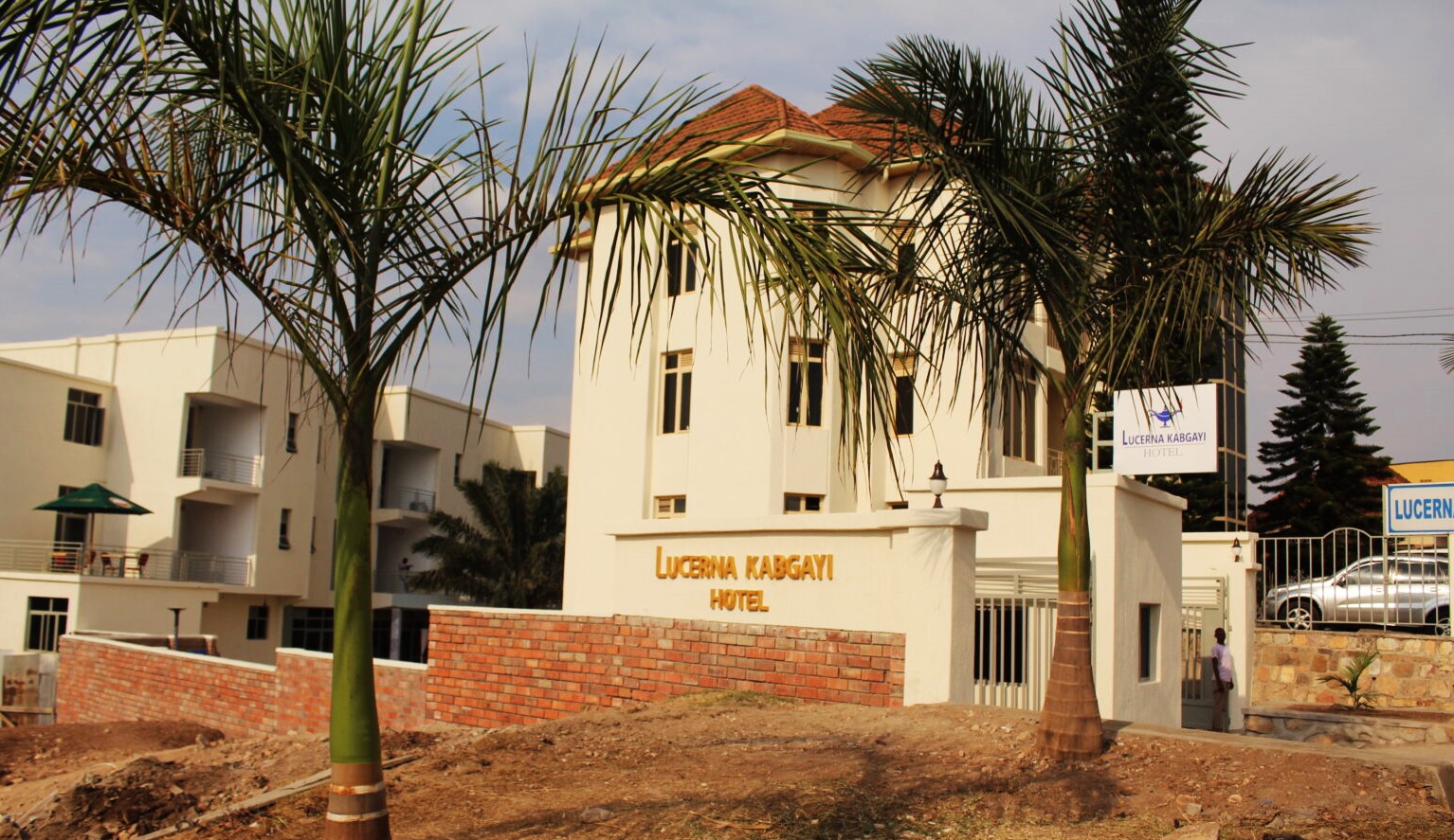 Lucerna Hotel ifite ibyumba bisaga 45 byakirirwamo abayigana