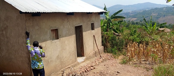 Inzu ye na yo yayikuyemo urugi