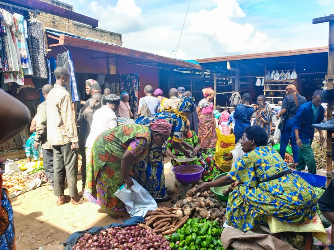 Abahaha ni benshi, gusa binubira izamuka ry'ibiciro