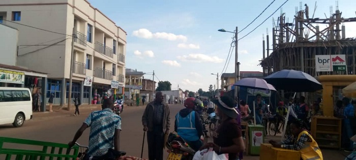 Uko mu Cyarabu hameze ubungubu