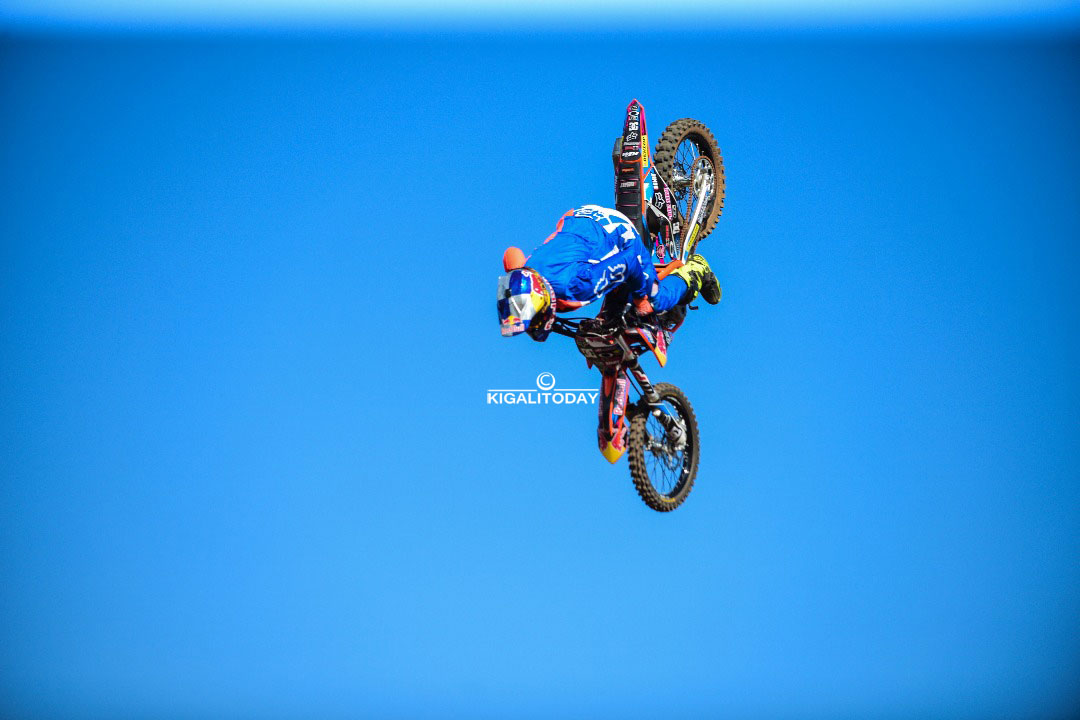 Izi moto zakoze amateka i Huye