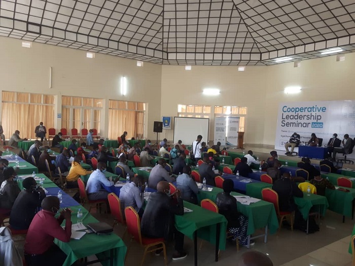 Umushinga w'Abanyamerika Land O'Lakes ufatanyije na RCA ndetse n'Ikigo RICEM, barimo guhugura abayobozi b'amakoperative 80 manini mu gihugu