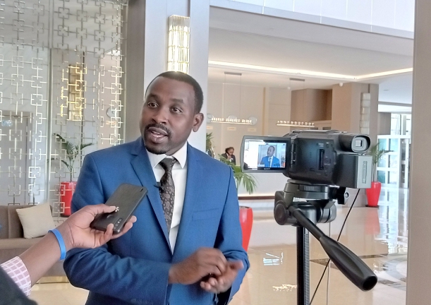 Ibambe Jean Paul avuga ko n'ubwo hari ibyaha bimwe byakuwe mu mategeko ahana ibyaha, ariko muri politiki y'itangazamakuru hakiri izindi ngingo na zo zikwiye kuvugururwa