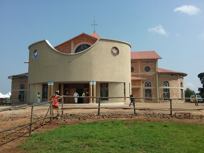 Inshuti za padiri Ubald ziyemeje gukomeza umushinga asize wo kubaka Centre Ibanga ry'Amahoro