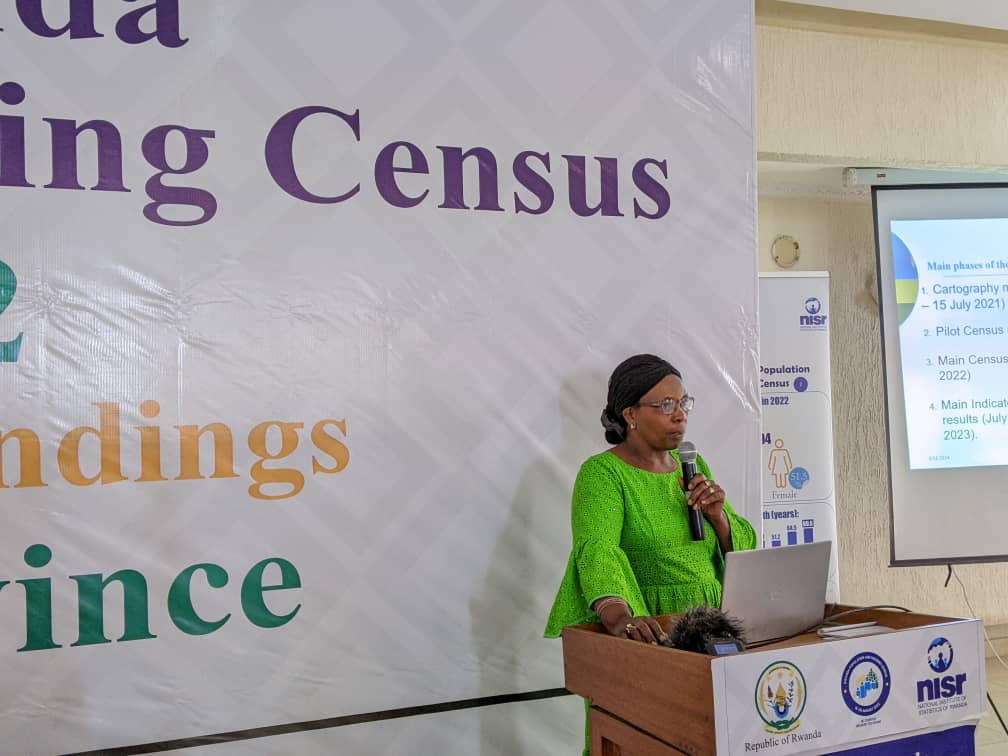 Uwayezu Béatrice yagaragaje ko kubaka ubushobozi bw'abaturarwanda hakiri kare bizatuma babaho badahanze amaso Leta ngo bayibere umuzigo ahubwo bakazayibera igisubizo