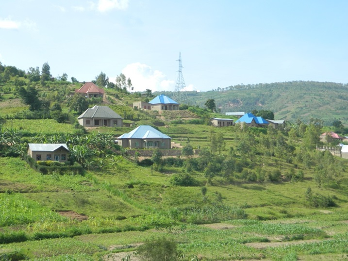 Ibibanza byo kubakaho bigiye kuva kuri metero kare 600 bijye kuri 300.