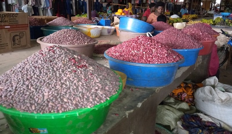 Abaguzi bavuga ko ubushobozi bwo guhaha ari buke bitewe n'ibiciro bihanitse