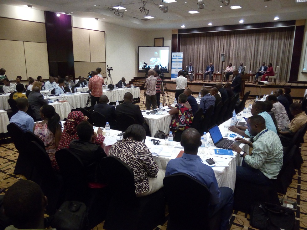 Ibiganiro byitabiriwe n'abaturutse mu nzego zitandukanye