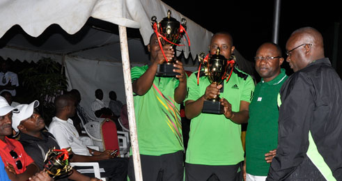 Abatarabigize umwuga bahabwa ibihembo