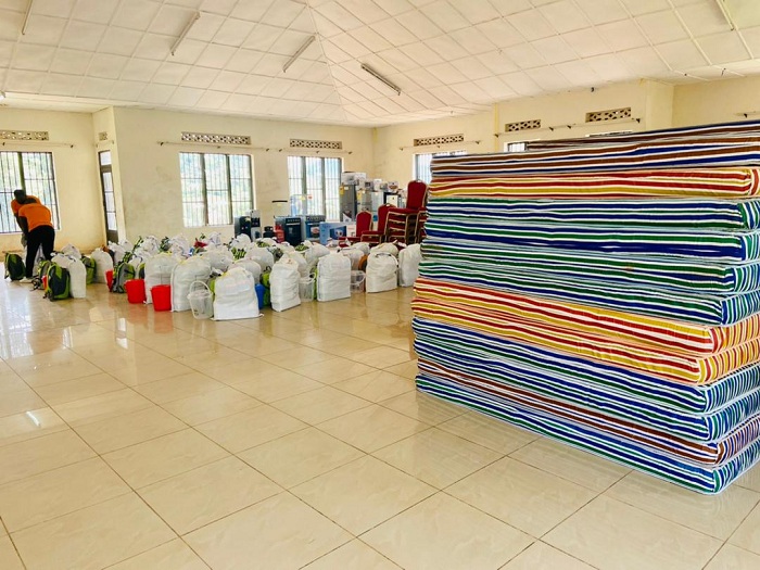 Bahawe ibikoresho binyuranye