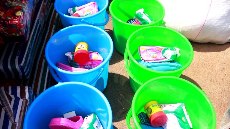 Bimwe mu bikoresho by'ibanze bahawe