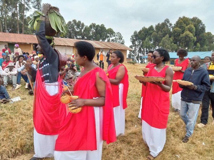 Ibirori byakozwe mu muco wa Kinyarwanda