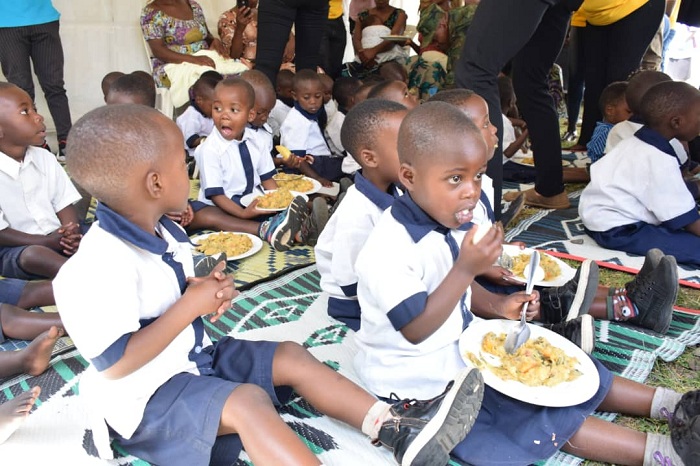 Abana bahawe indyo yuzuye